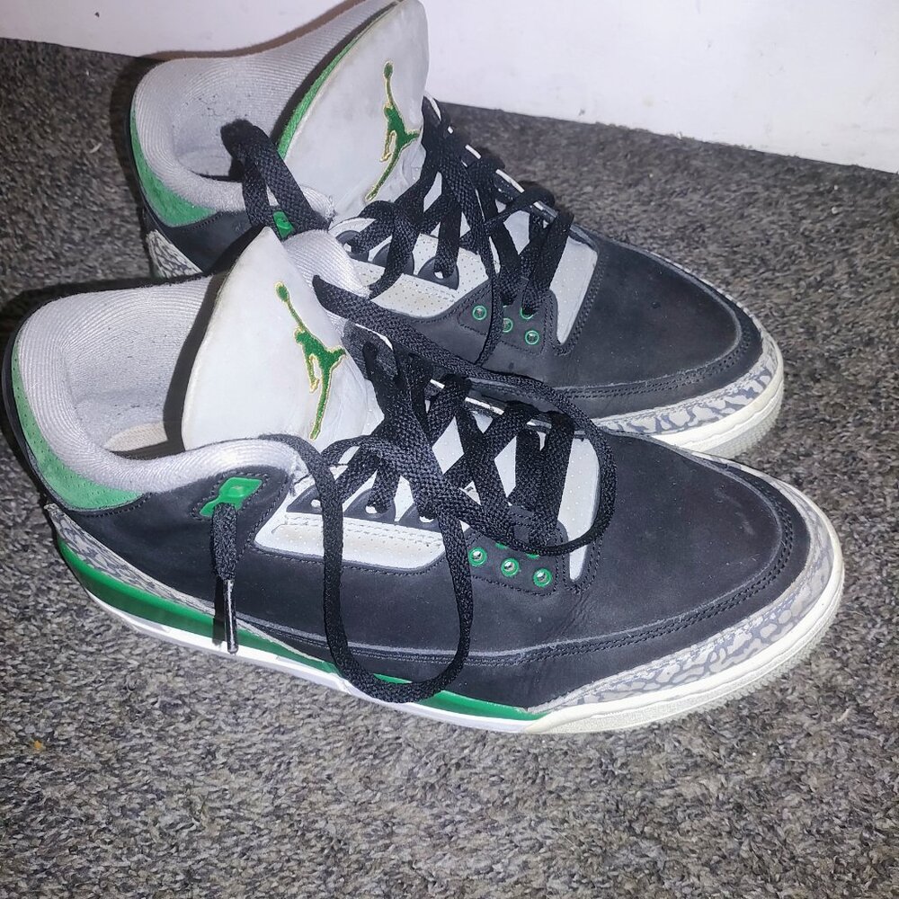 Jordan 3s
